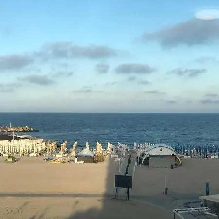 Sea View *